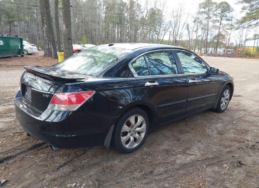Photo 4 of 2010 Honda Accord 3.5 EX-L (VIN 1HGCP3F87AA019620)