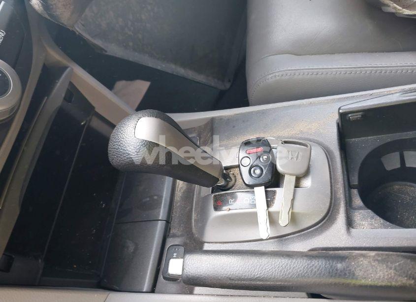 Photo 11 of 2011 Honda Accord 3.5 EX-L (VIN 1HGCP3F87BA026696)