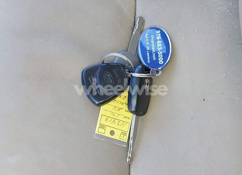 Photo 11 of 2012 Honda Accord 3.5 EX-L (VIN 1HGCP3F87CA028398)