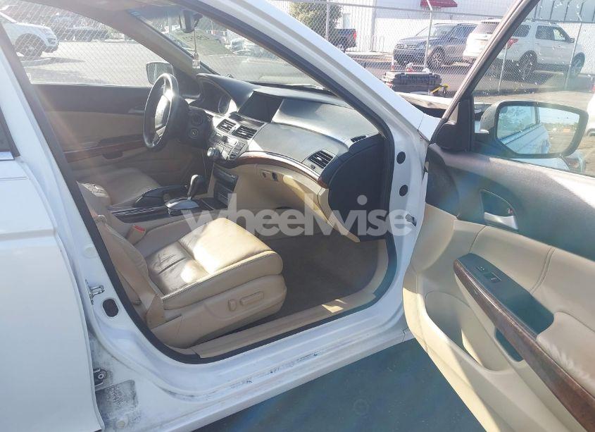 Photo 5 of 2012 Honda Accord 3.5 EX-L (VIN 1HGCP3F87CA028644)