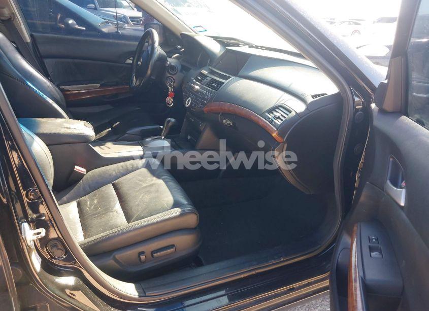 Photo 5 of 2012 Honda Accord 3.5 EX-L (VIN 1HGCP3F87CA029972)