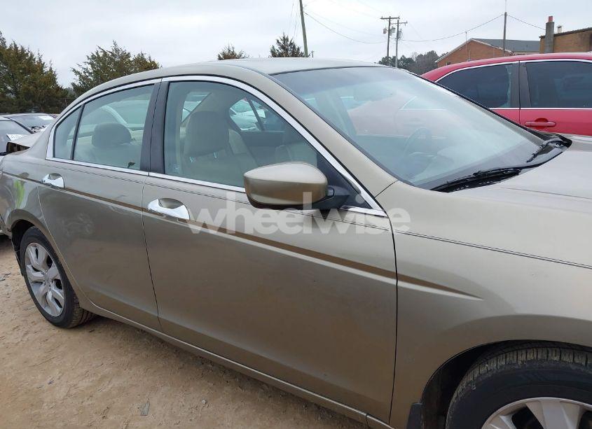 Photo 13 of 2010 Honda Accord 3.5 EX-L (VIN 1HGCP3F88AA004690)