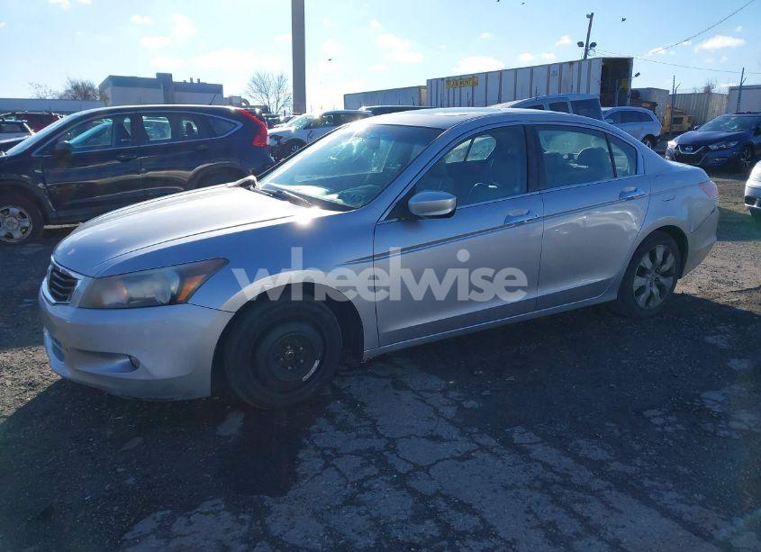 Photo 2 of 2010 Honda Accord 3.5 EX-L (VIN 1HGCP3F88AA013616)