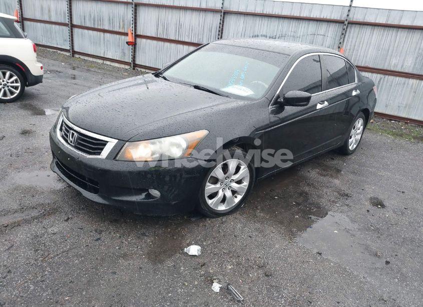 Photo 2 of 2010 Honda Accord 3.5 EX-L (VIN 1HGCP3F88AA014295)