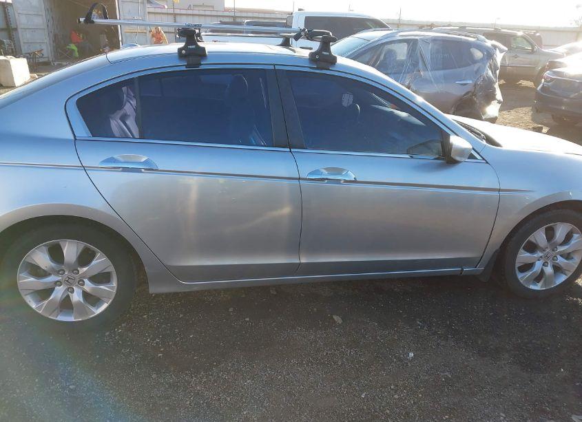 Photo 13 of 2010 Honda Accord 3.5 EX-L (VIN 1HGCP3F88AA024762)