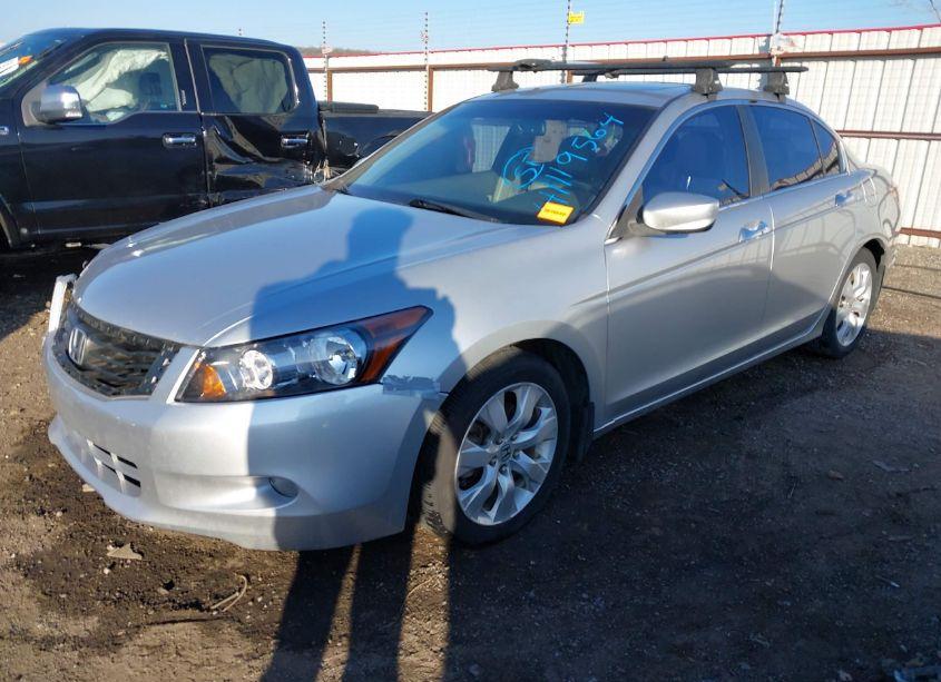 Photo 2 of 2010 Honda Accord 3.5 EX-L (VIN 1HGCP3F88AA024762)