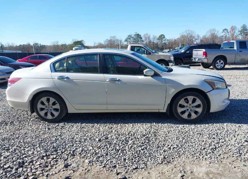 Photo 13 of 2010 Honda Accord 3.5 EX-L (VIN 1HGCP3F88AA027936)