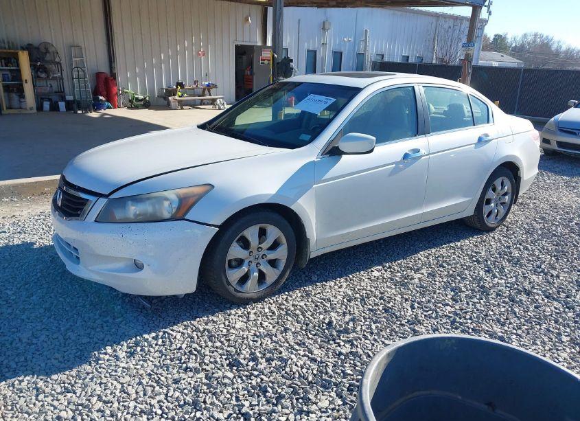 Photo 2 of 2010 Honda Accord 3.5 EX-L (VIN 1HGCP3F88AA027936)