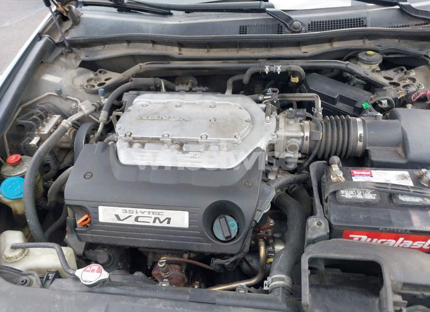 Photo 10 of 2010 Honda Accord 3.5 EX-L (VIN 1HGCP3F88AA028844)