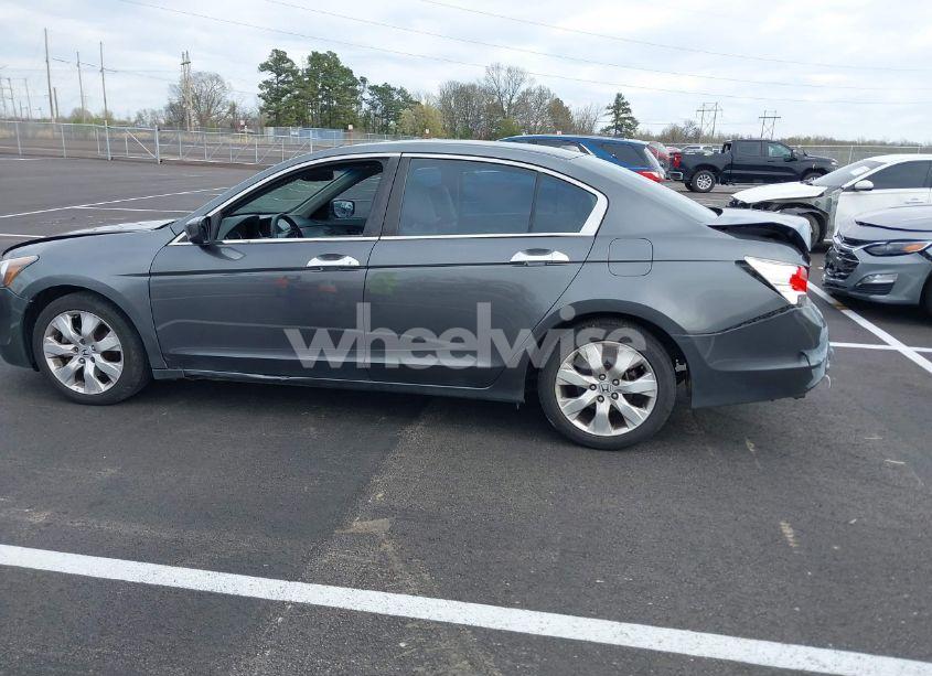 Photo 14 of 2010 Honda Accord 3.5 EX-L (VIN 1HGCP3F88AA028844)