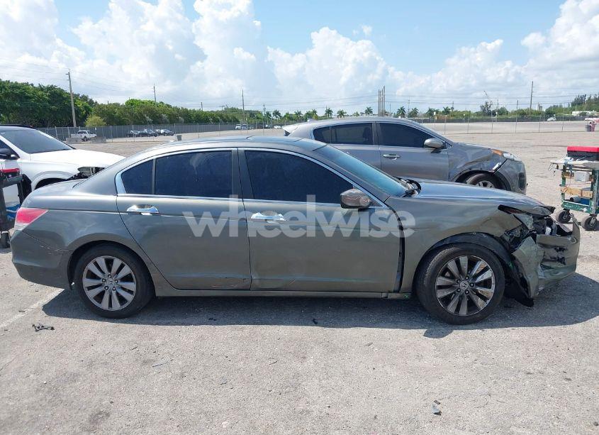 Photo 14 of 2011 Honda Accord 3.5 EX-L (VIN 1HGCP3F88BA012399)