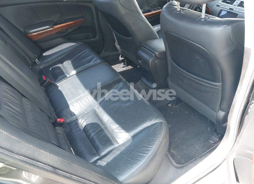 Photo 8 of 2011 Honda Accord 3.5 EX-L (VIN 1HGCP3F88BA012399)