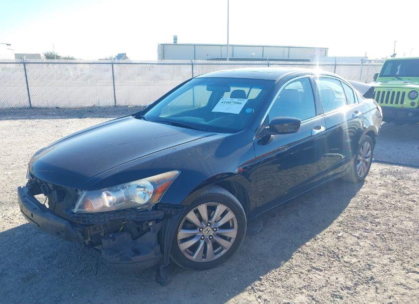 Photo 2 of 2011 Honda Accord 3.5 EX-L (VIN 1HGCP3F88BA013990)
