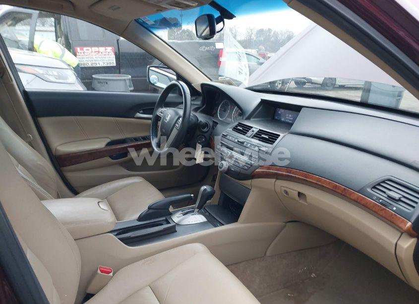 Photo 5 of 2011 Honda Accord 3.5 EX-L (VIN 1HGCP3F88BA025766)