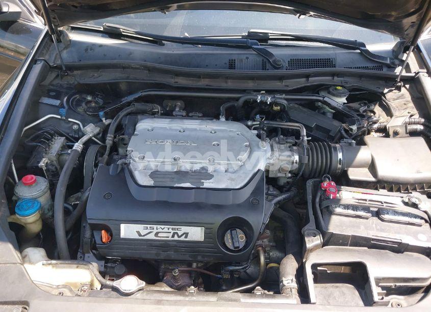 Photo 10 of 2011 Honda Accord 3.5 EX-L (VIN 1HGCP3F88BA032555)