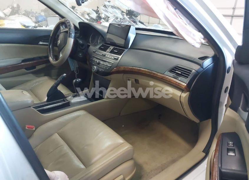 Photo 5 of 2012 Honda Accord 3.5 EX-L (VIN 1HGCP3F88CA012517)