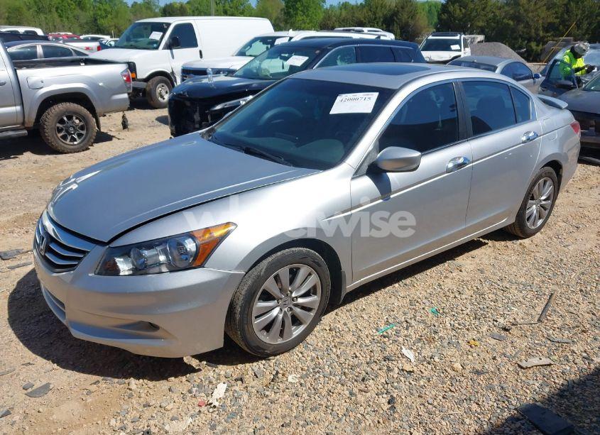 Photo 2 of 2012 Honda Accord 3.5 EX-L (VIN 1HGCP3F88CA020682)