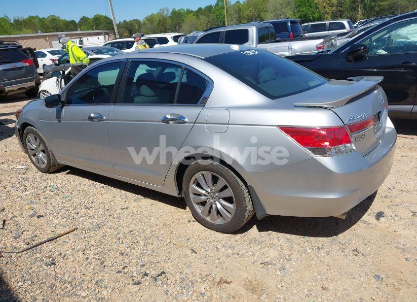 Photo 3 of 2012 Honda Accord 3.5 EX-L (VIN 1HGCP3F88CA020682)