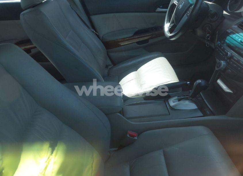 Photo 5 of 2012 Honda Accord 3.5 EX-L (VIN 1HGCP3F88CA020682)