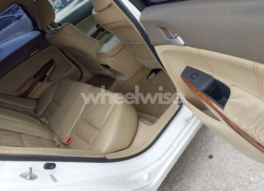 Photo 8 of 2010 Honda Accord 3.5 EX-L (VIN 1HGCP3F89AA006691)