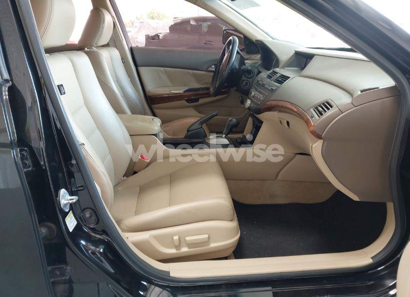 Photo 5 of 2010 Honda Accord 3.5 EX-L (VIN 1HGCP3F89AA018243)