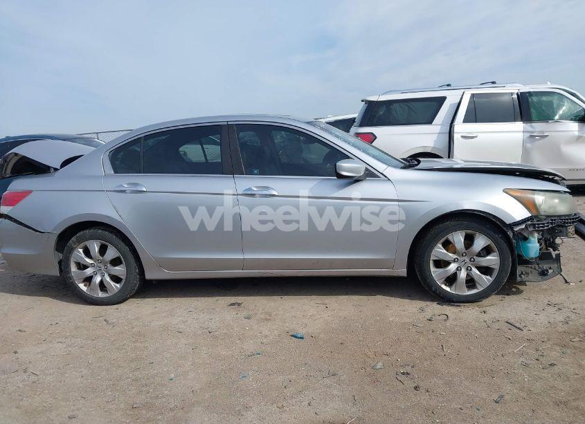 Photo 14 of 2010 Honda Accord 3.5 EX-L (VIN 1HGCP3F89AA019392)