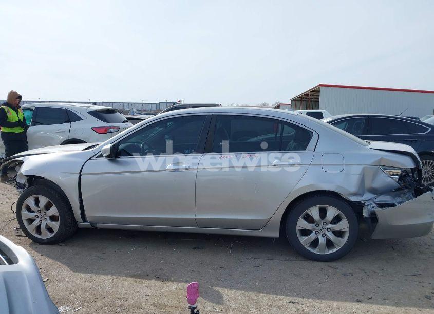 Photo 15 of 2010 Honda Accord 3.5 EX-L (VIN 1HGCP3F89AA019392)