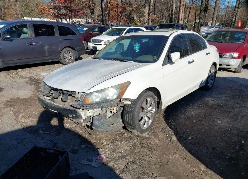 Photo 2 of 2010 Honda Accord 3.5 EX-L (VIN 1HGCP3F89AA028254)