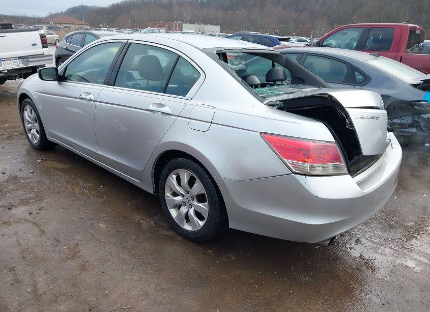 Photo 3 of 2010 Honda Accord 3.5 EX-L (VIN 1HGCP3F89AA030084)