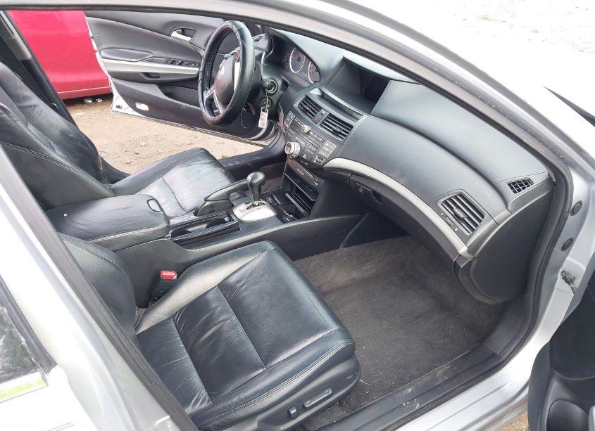 Photo 5 of 2010 Honda Accord 3.5 EX-L (VIN 1HGCP3F89AA030084)