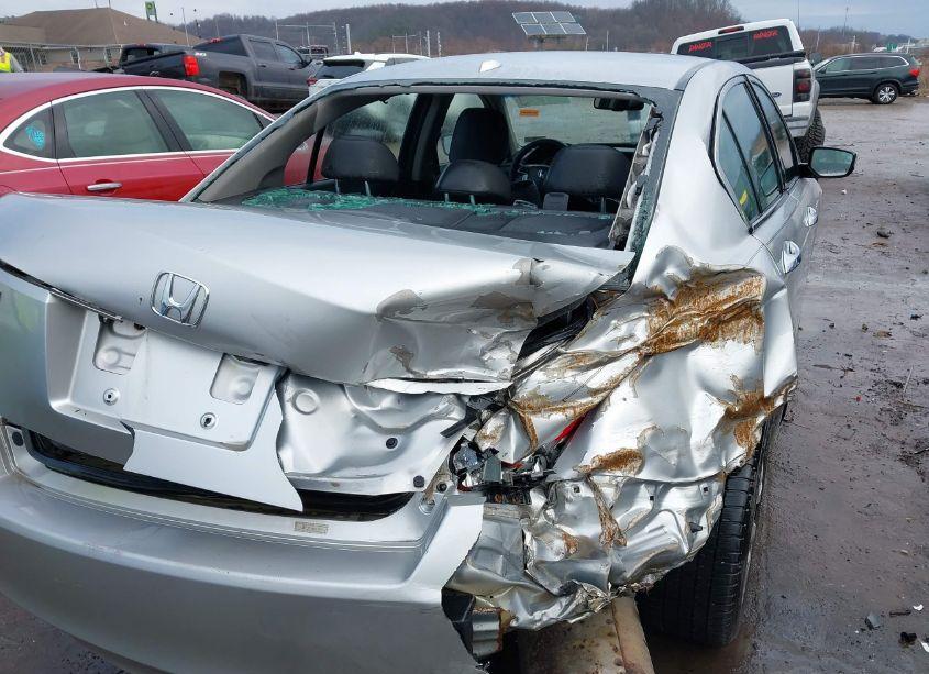 Photo 6 of 2010 Honda Accord 3.5 EX-L (VIN 1HGCP3F89AA030084)