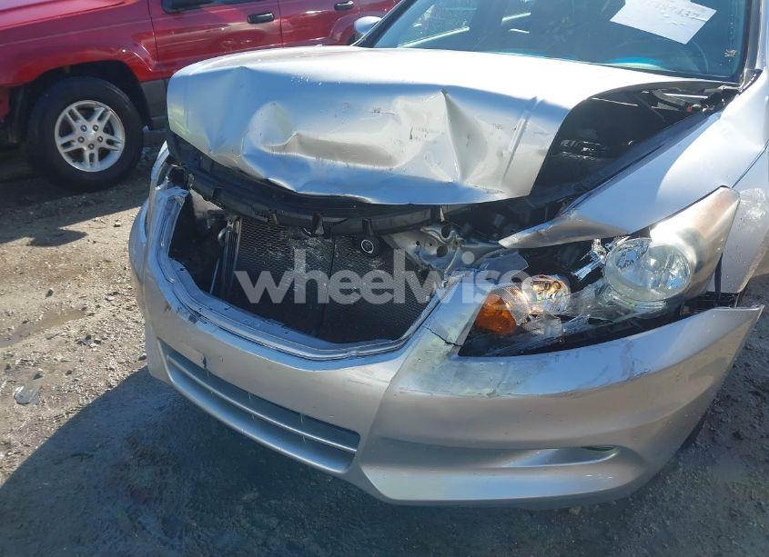 Photo 6 of 2011 Honda Accord 3.5 EX-L (VIN 1HGCP3F89BA001539)