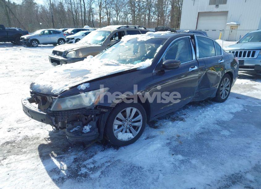 Photo 2 of 2011 Honda Accord 3.5 EX-L (VIN 1HGCP3F89BA006563)