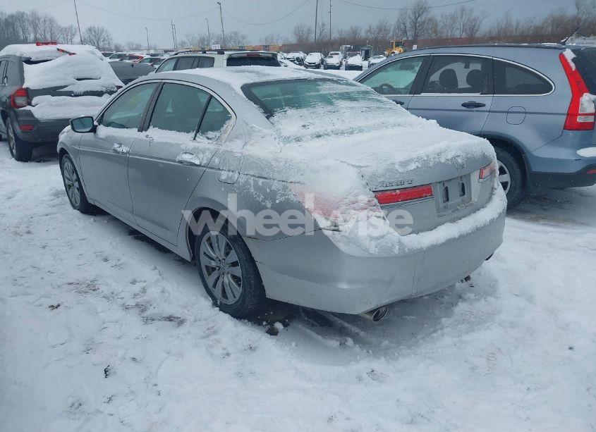 Photo 3 of 2011 Honda Accord 3.5 EX-L (VIN 1HGCP3F89BA008832)