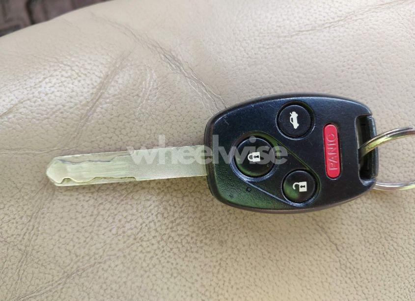 Photo 11 of 2011 Honda Accord 3.5 EX-L (VIN 1HGCP3F89BA021080)