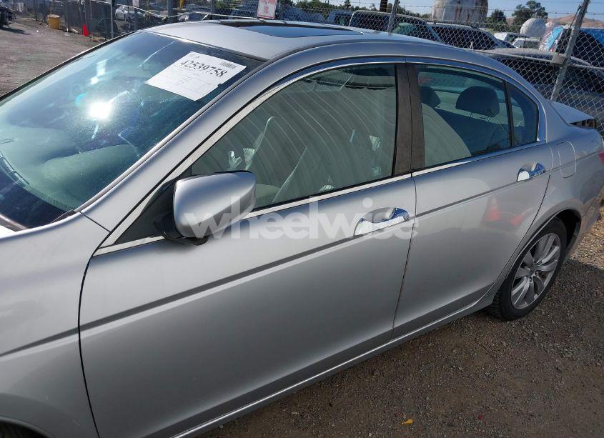 Photo 14 of 2011 Honda Accord 3.5 EX-L (VIN 1HGCP3F89BA029129)