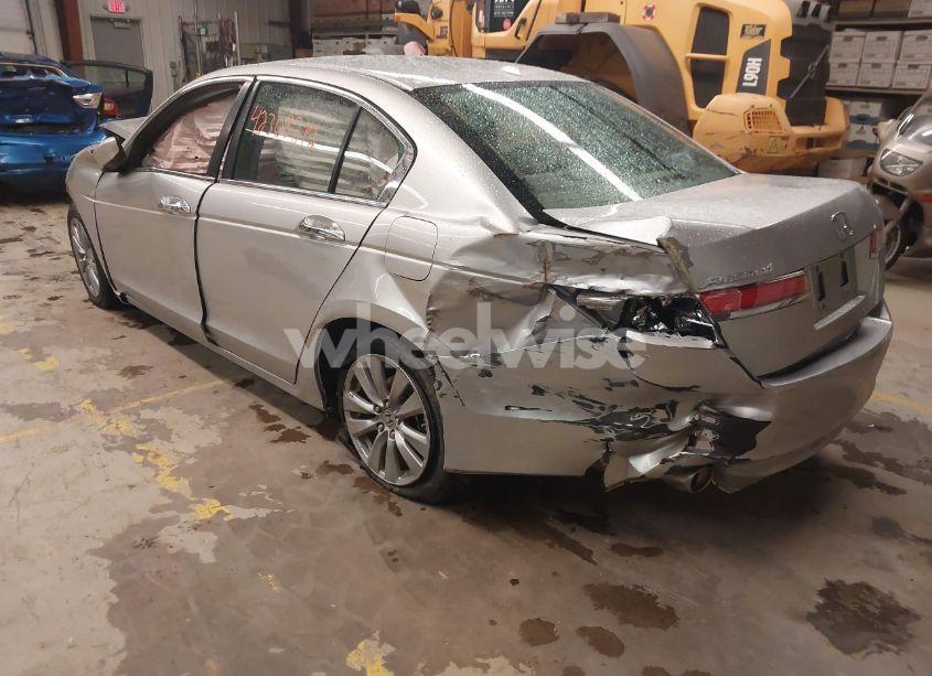 Photo 3 of 2012 Honda Accord 3.5 EX-L (VIN 1HGCP3F89CA028306)