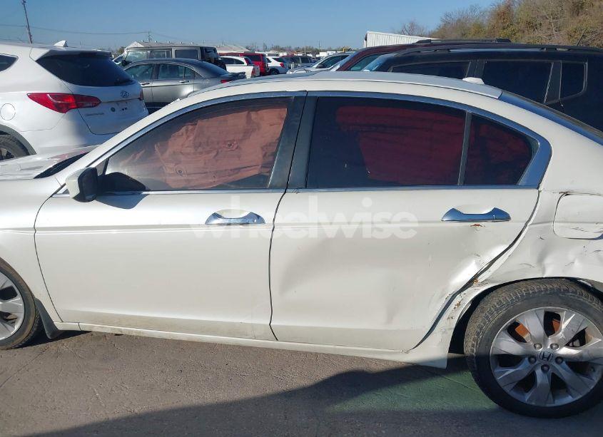 Photo 14 of 2010 Honda Accord 3.5 EX-L (VIN 1HGCP3F8XAA005100)