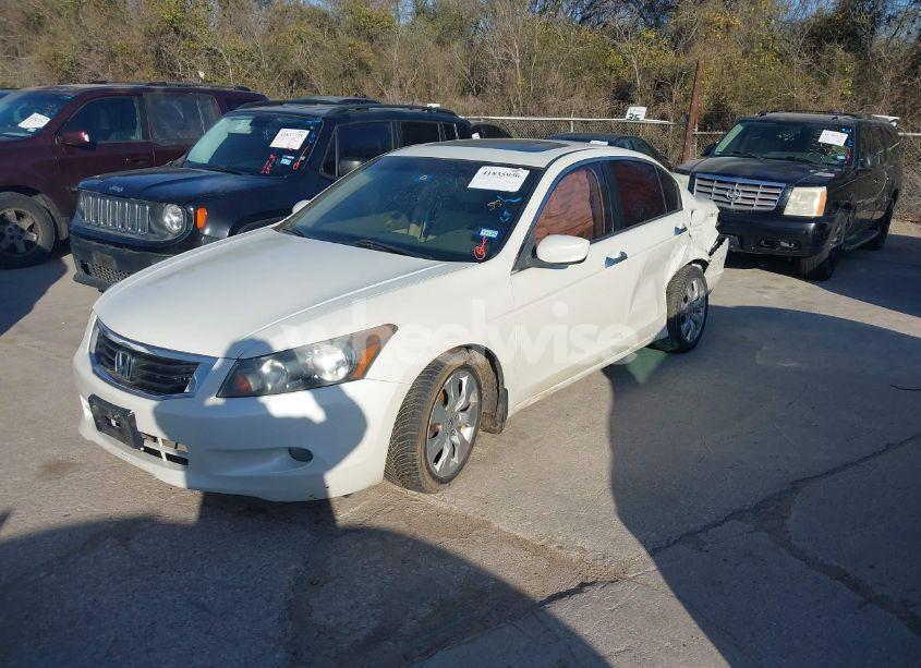 Photo 2 of 2010 Honda Accord 3.5 EX-L (VIN 1HGCP3F8XAA005100)