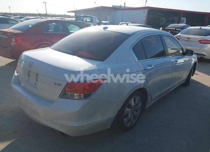 Photo 4 of 2010 Honda Accord 3.5 EX-L (VIN 1HGCP3F8XAA005100)