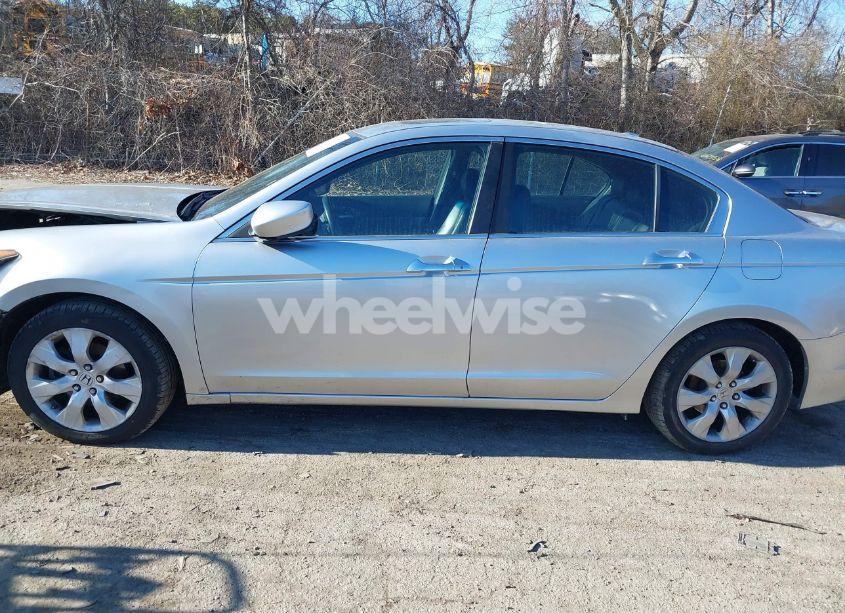 Photo 14 of 2010 Honda Accord 3.5 EX-L (VIN 1HGCP3F8XAA005405)