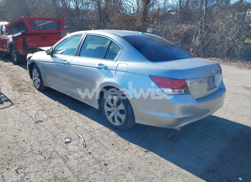 Photo 3 of 2010 Honda Accord 3.5 EX-L (VIN 1HGCP3F8XAA005405)