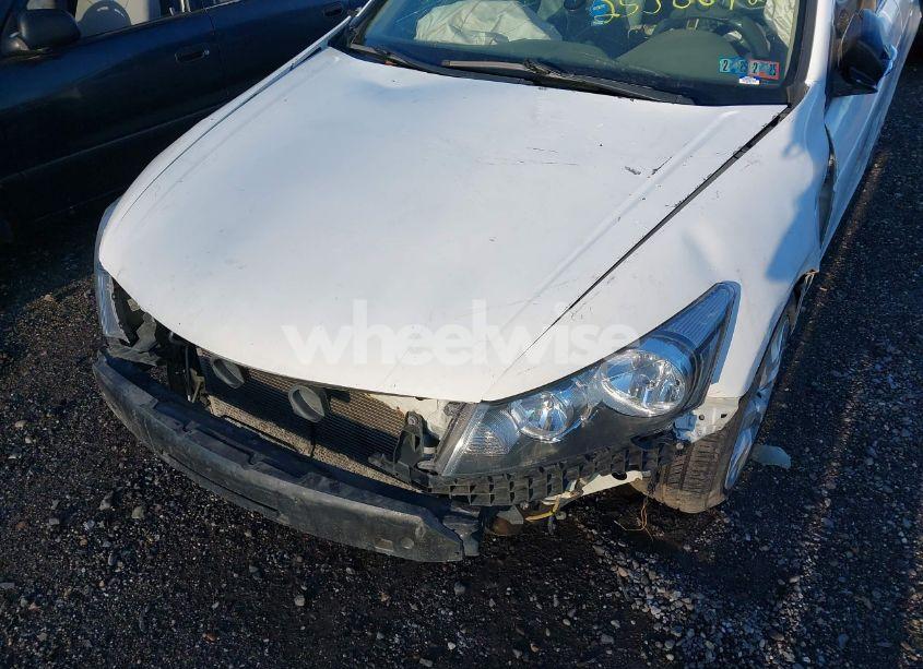 Photo 6 of 2010 Honda Accord 3.5 EX-L (VIN 1HGCP3F8XAA016985)