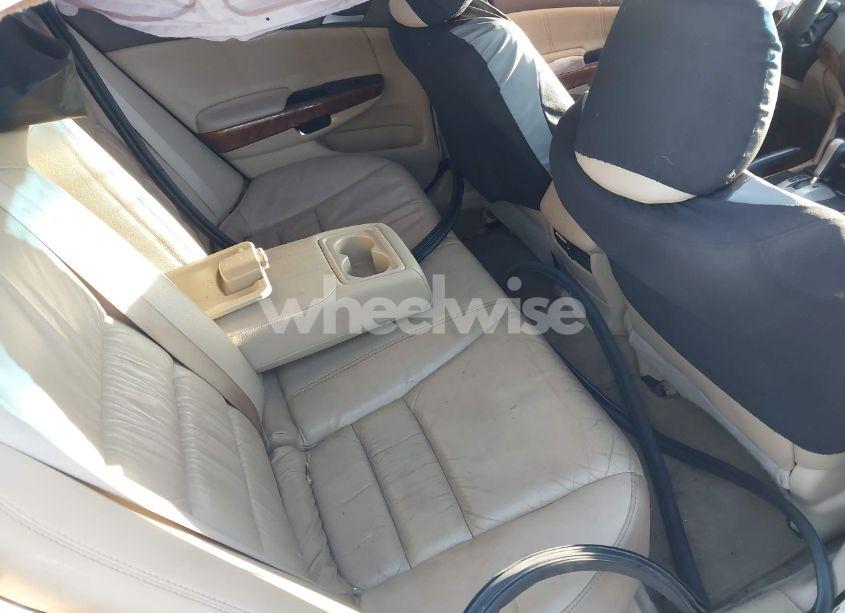 Photo 8 of 2010 Honda Accord 3.5 EX-L (VIN 1HGCP3F8XAA016985)