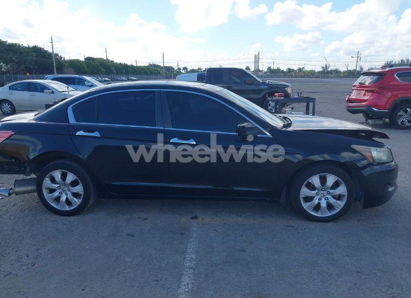 Photo 13 of 2010 Honda Accord 3.5 EX-L (VIN 1HGCP3F8XAA023015)