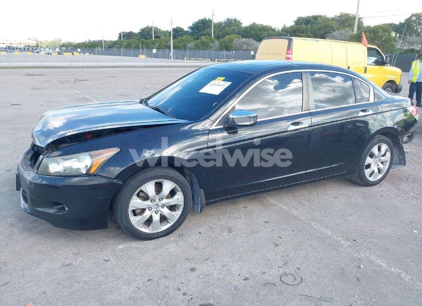 Photo 2 of 2010 Honda Accord 3.5 EX-L (VIN 1HGCP3F8XAA023015)