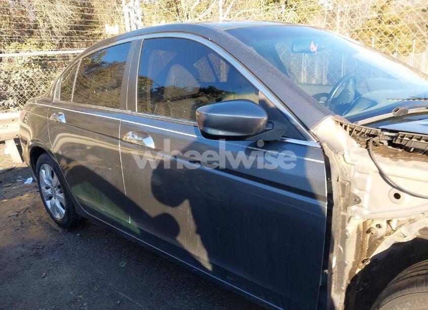 Photo 14 of 2010 Honda Accord 3.5 EX-L (VIN 1HGCP3F8XAA027131)