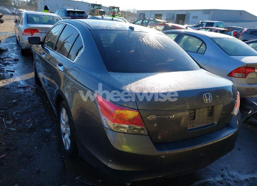 Photo 3 of 2010 Honda Accord 3.5 EX-L (VIN 1HGCP3F8XAA027131)