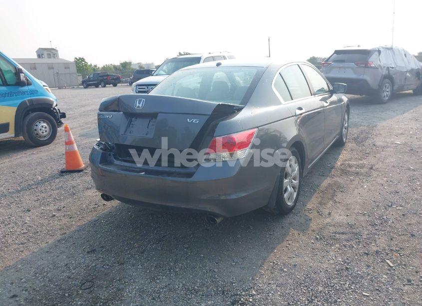 Photo 4 of 2010 Honda Accord 3.5 EX-L (VIN 1HGCP3F8XAA028599)