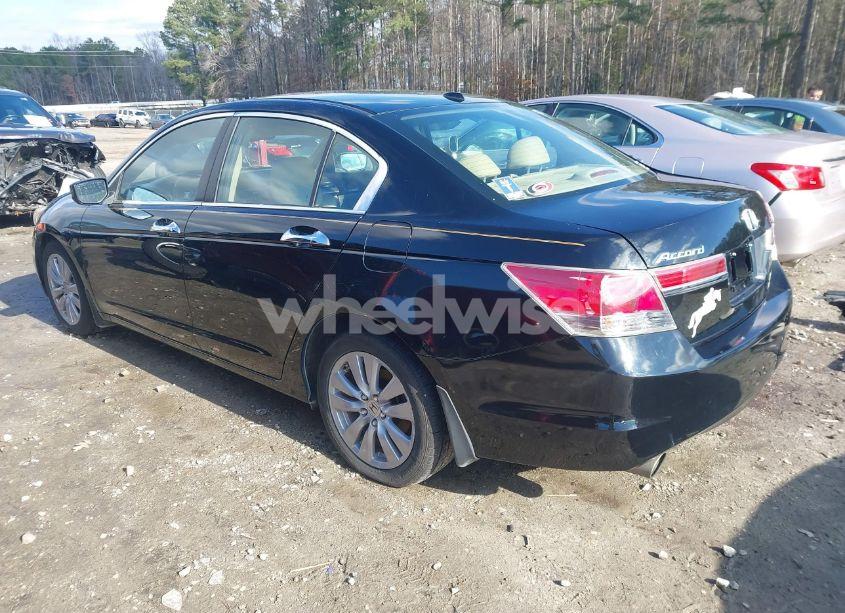 Photo 3 of 2011 Honda Accord 3.5 EX-L (VIN 1HGCP3F8XBA013327)
